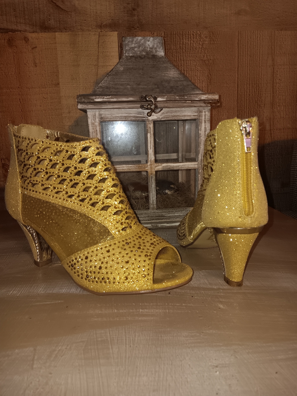Pierre Dumas Gold Glitter Peep-Toe Cutout Ankle Booties